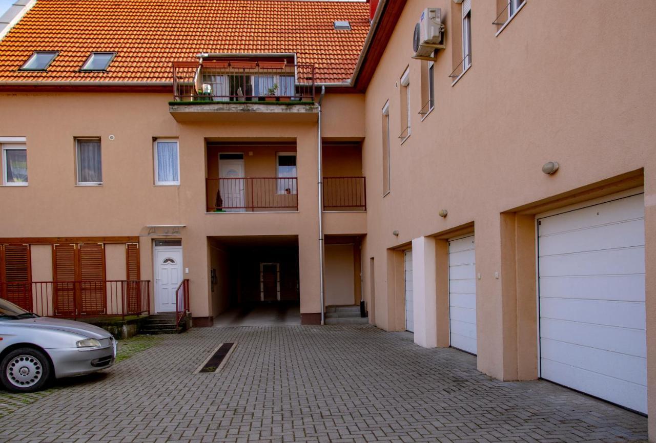 Family Residence Eger Exteriér fotografie