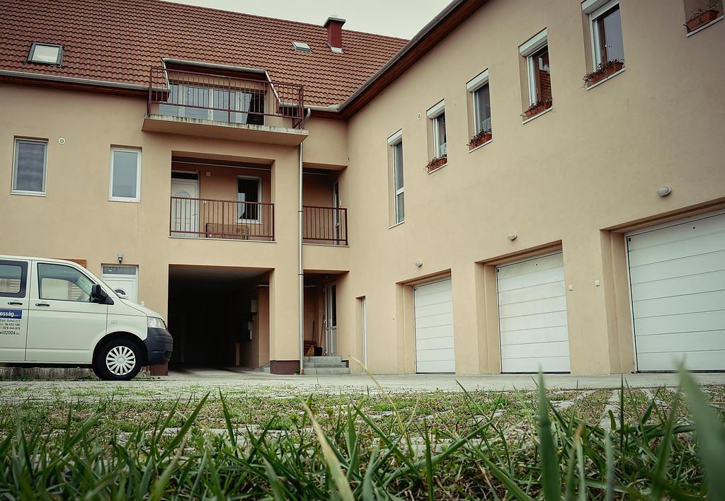 Family Residence Eger Exteriér fotografie